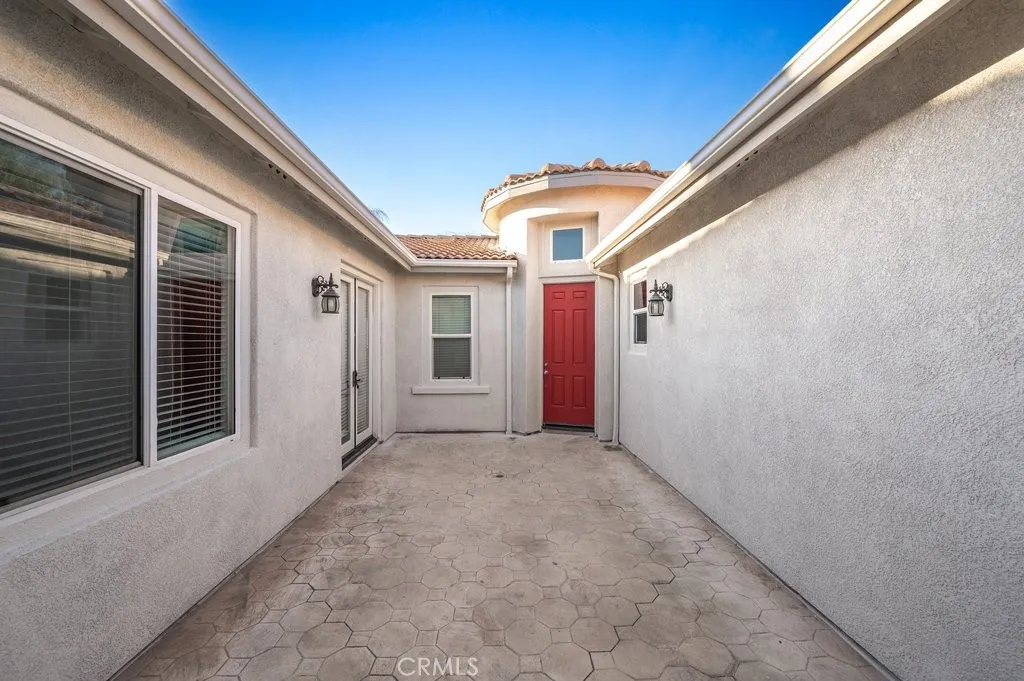 31900 Via Santa Elena, Winchester, CA 92596 - Photo 4 of 55, Winchester, CA