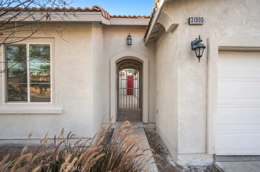 31900 Via Santa Elena, Winchester, CA 92596 - Photo 3 of 55, Winchester, CA