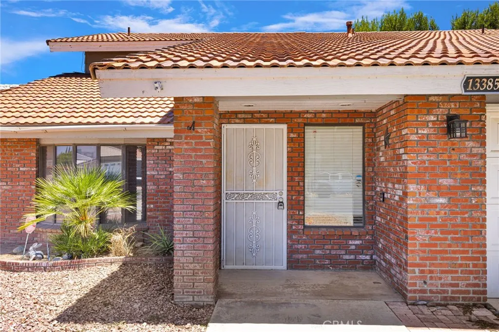 13385 Alta Vista, Victorville, CA 92395 - Photo 4 of 72, Victorville, CA