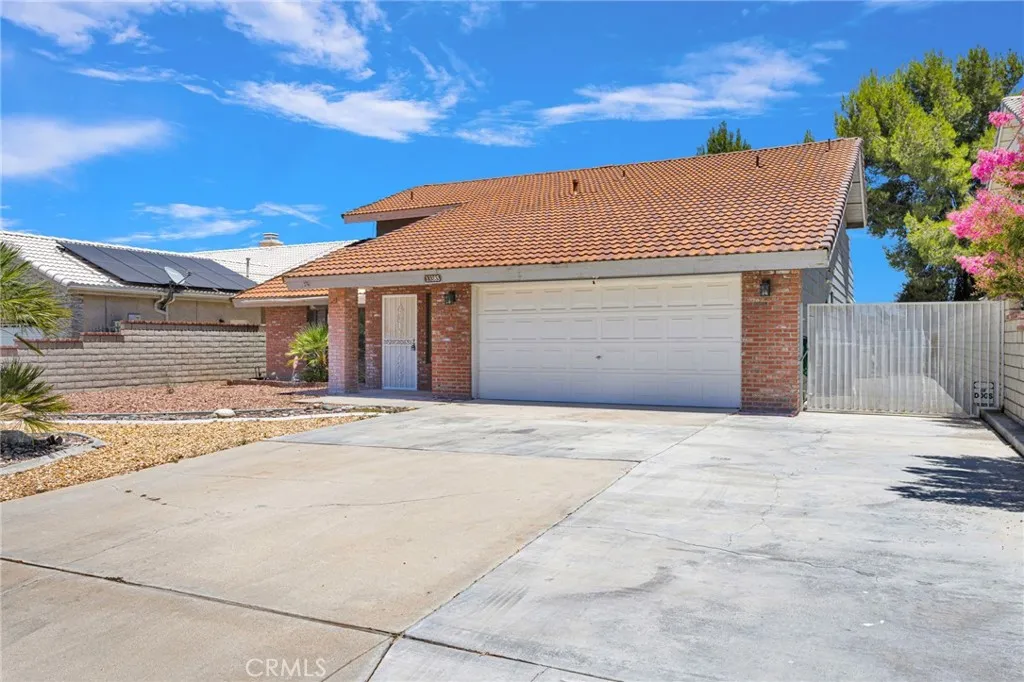 13385 Alta Vista, Victorville, CA 92395 - Photo 2 of 72, Victorville, CA