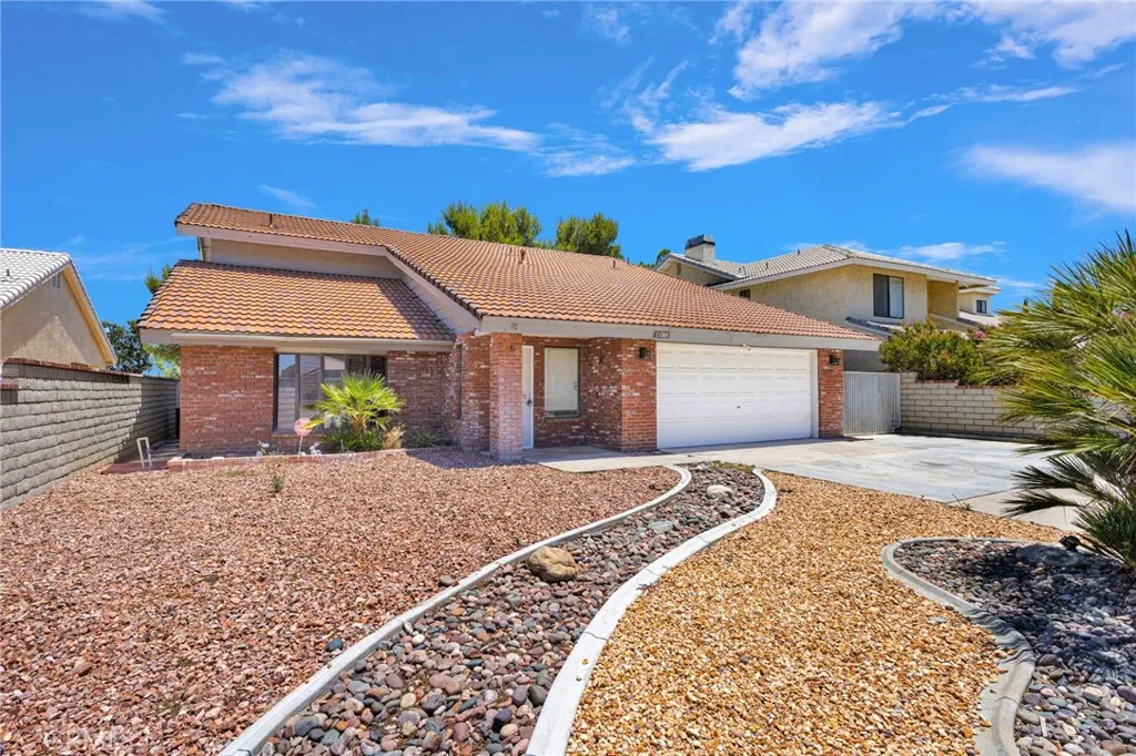 13385 Alta Vista, Victorville, CA 92395 - Photo 3 of 72, Victorville, CA