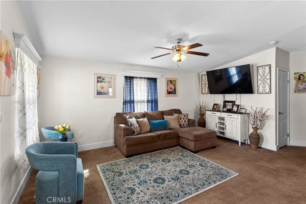 4401 Hughes Unit 191, Bakersfield, CA 93304 - Photo 3 of 15, Bakersfield, CA