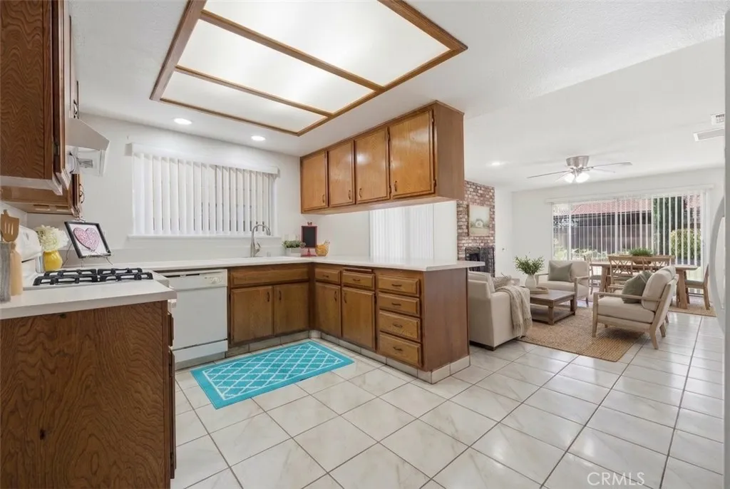 1338 Franklin, Lancaster, CA 93535 - Photo 5 of 18, Lancaster, CA