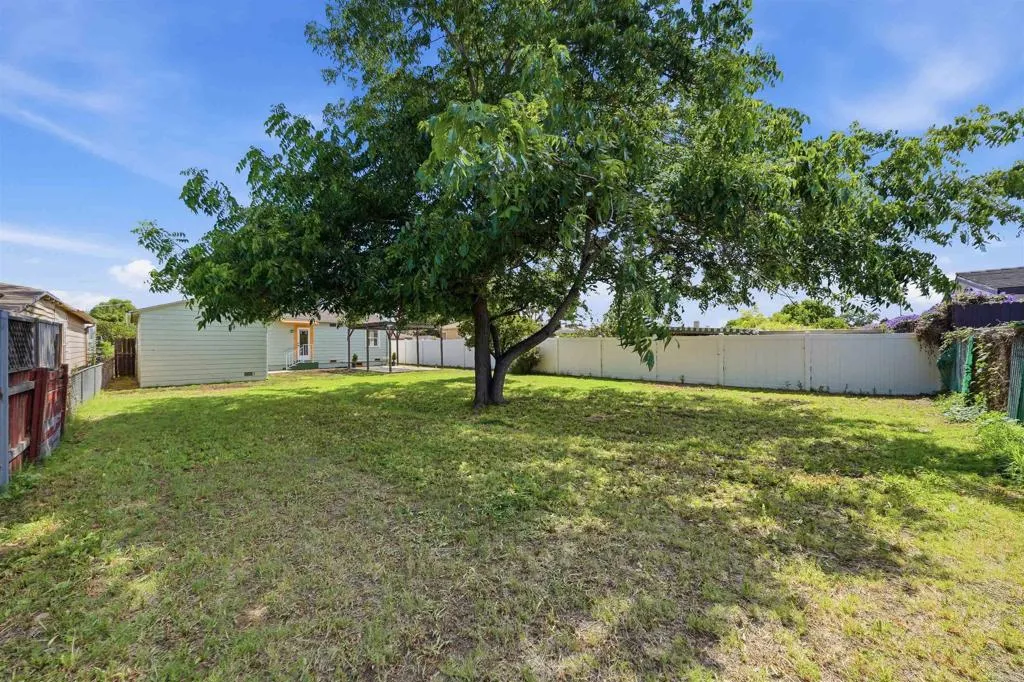 https://cdn.realtyfeed.com/cdn/127/306751418/05ba9cb6b5e918b4895894e72f71b4e1.webp