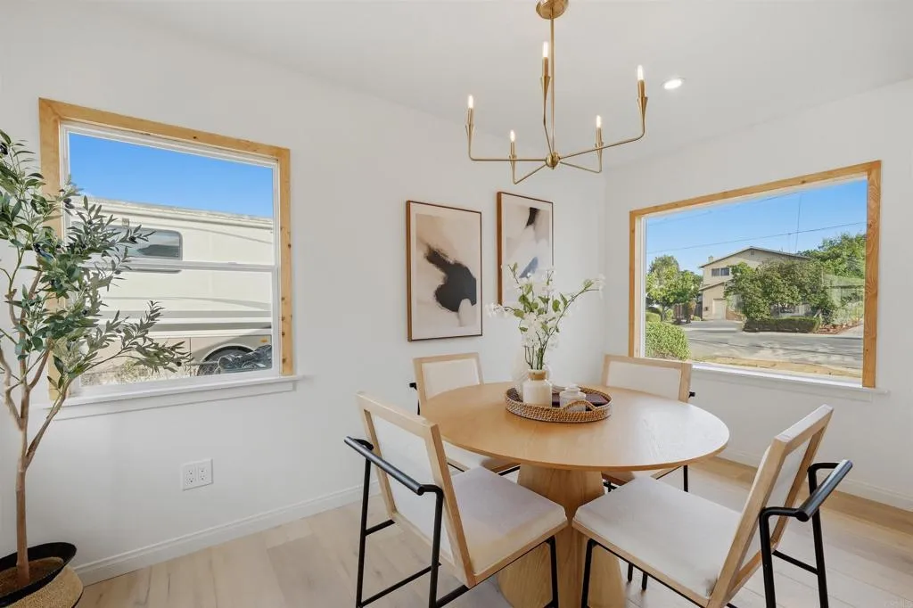 https://cdn.realtyfeed.com/cdn/127/306751418/3211e606ff8f576aaf56d4006552bbbd.webp