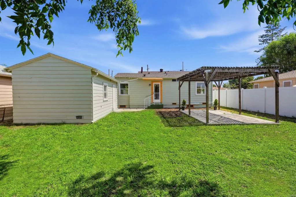 7570 Cuyamaca Avenue, Lemon Grove, CA 91945 - Photo 2 of 26, Lemon Grove, CA