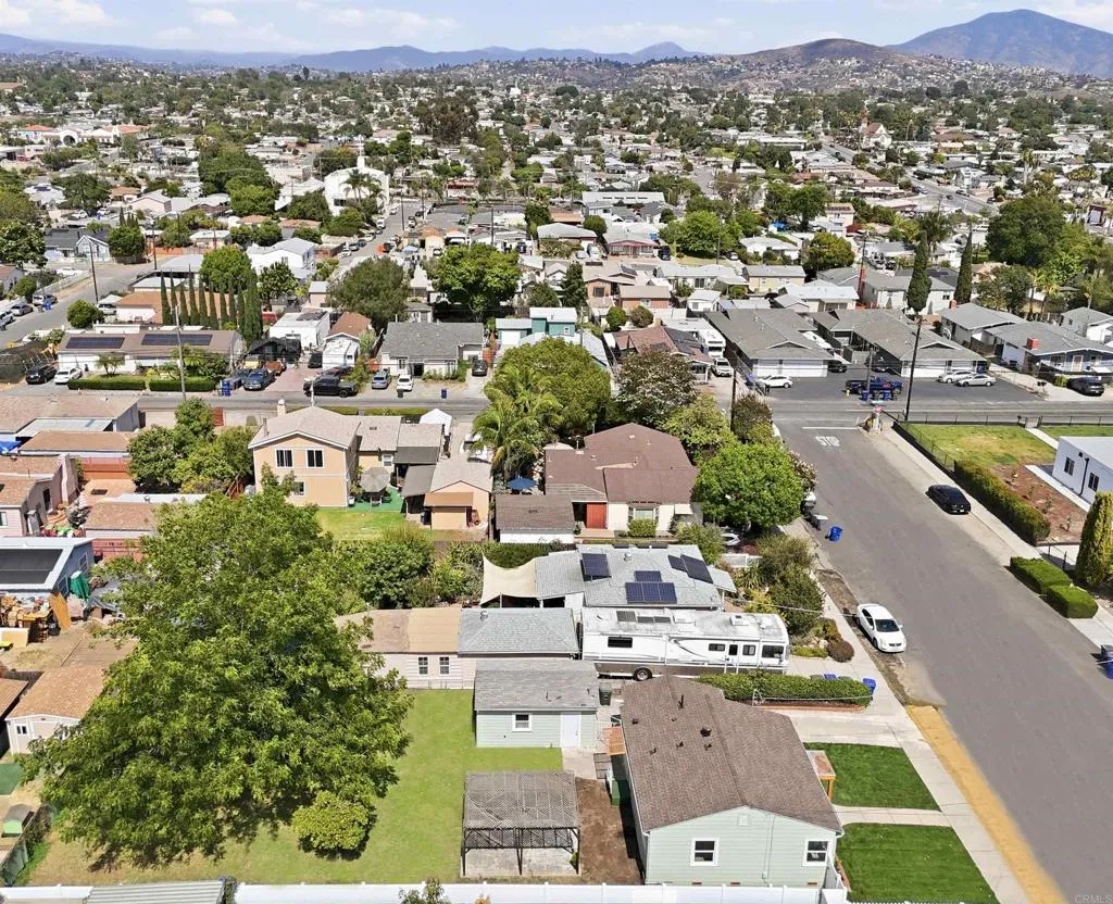 https://cdn.realtyfeed.com/cdn/127/306751418/e818035a875df91b8c8eee917da7c0bc.webp