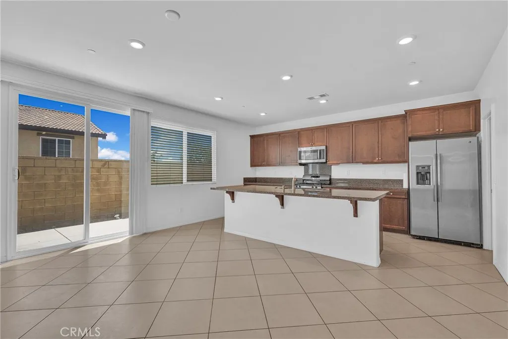 15457 Red Pepper Place, Fontana, CA 92336 - Photo 5 of 40, Fontana, CA