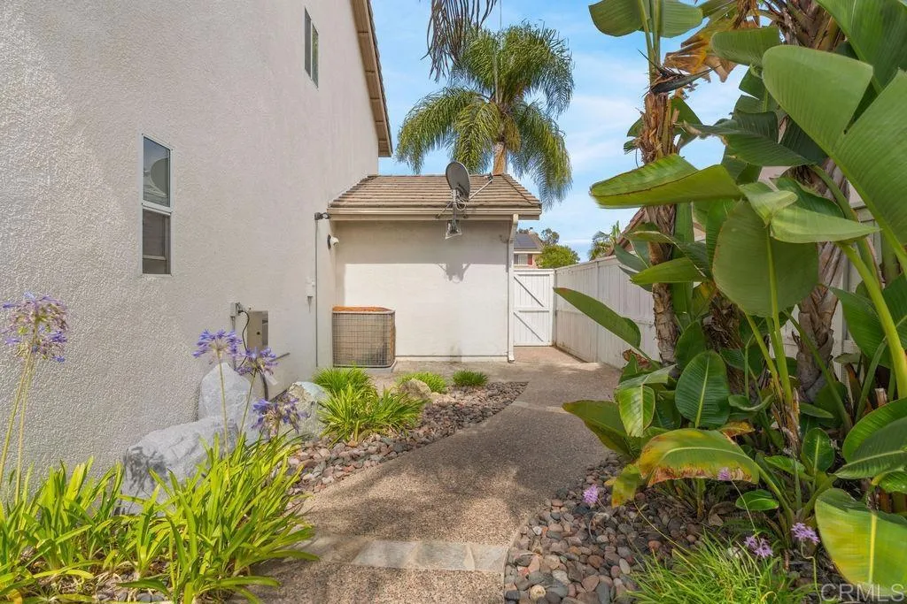 https://cdn.realtyfeed.com/cdn/127/306751446/8ea996eaf3bb69567eaffa477d82b2bf.webp
