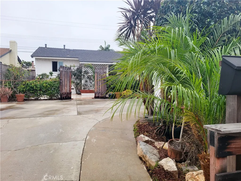 13808 Casimir Avenue, Gardena, CA 90249 - Photo 2 of 4, Gardena, CA