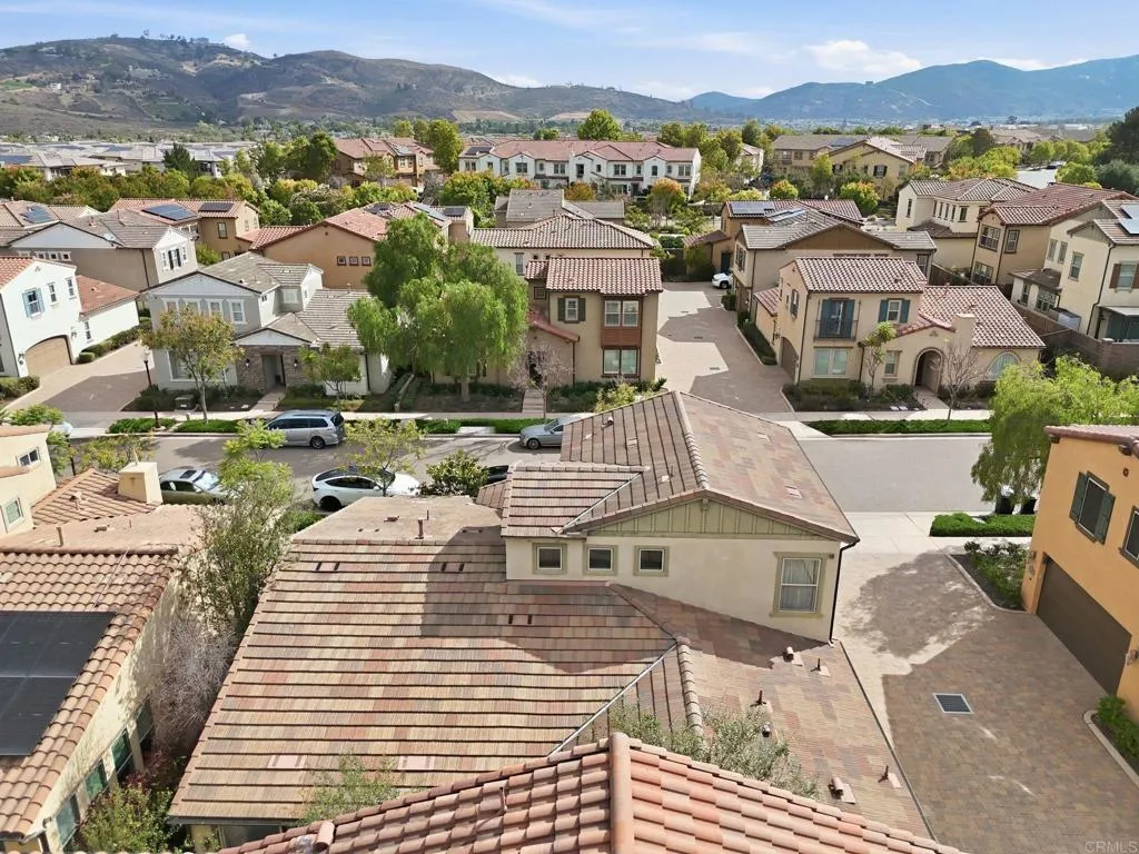 https://cdn.realtyfeed.com/cdn/127/306751464/70f2cd2be48c3152165b22d87745e244.webp