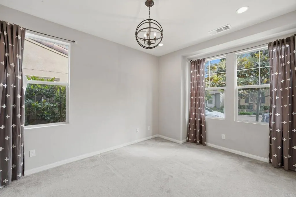https://cdn.realtyfeed.com/cdn/127/306751464/bc776fd2c2646f8b4b1e41958b476896.webp