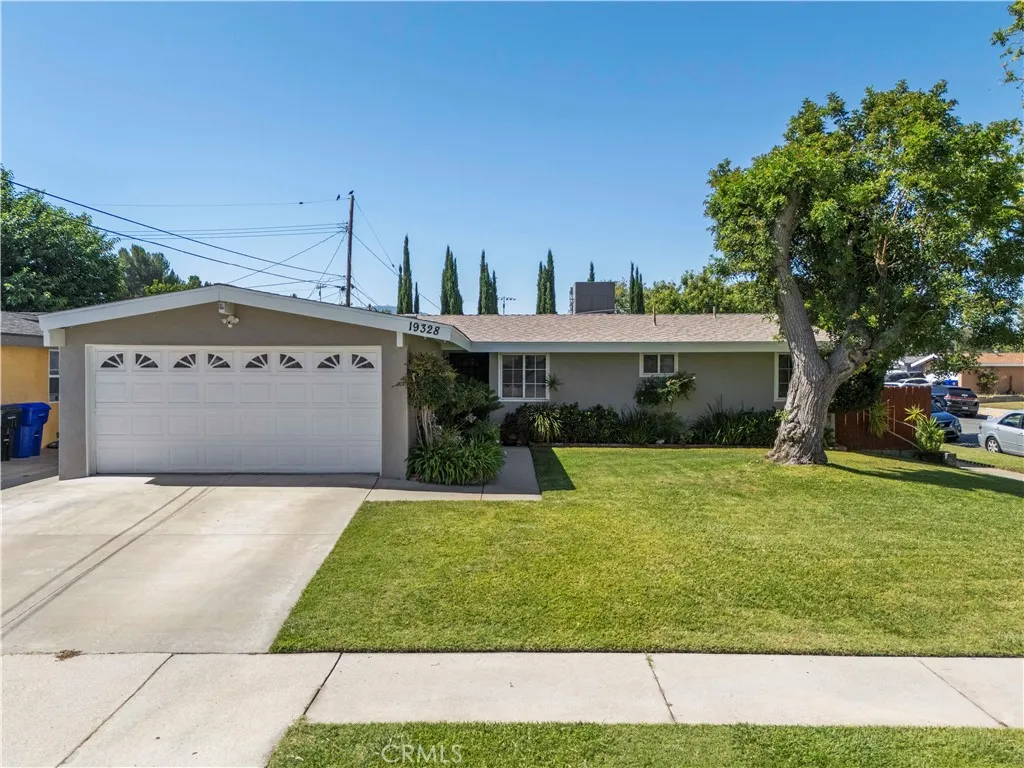 19328 Lonerock, Canyon Country, CA 91351 - Main photo, Canyon Country, CA