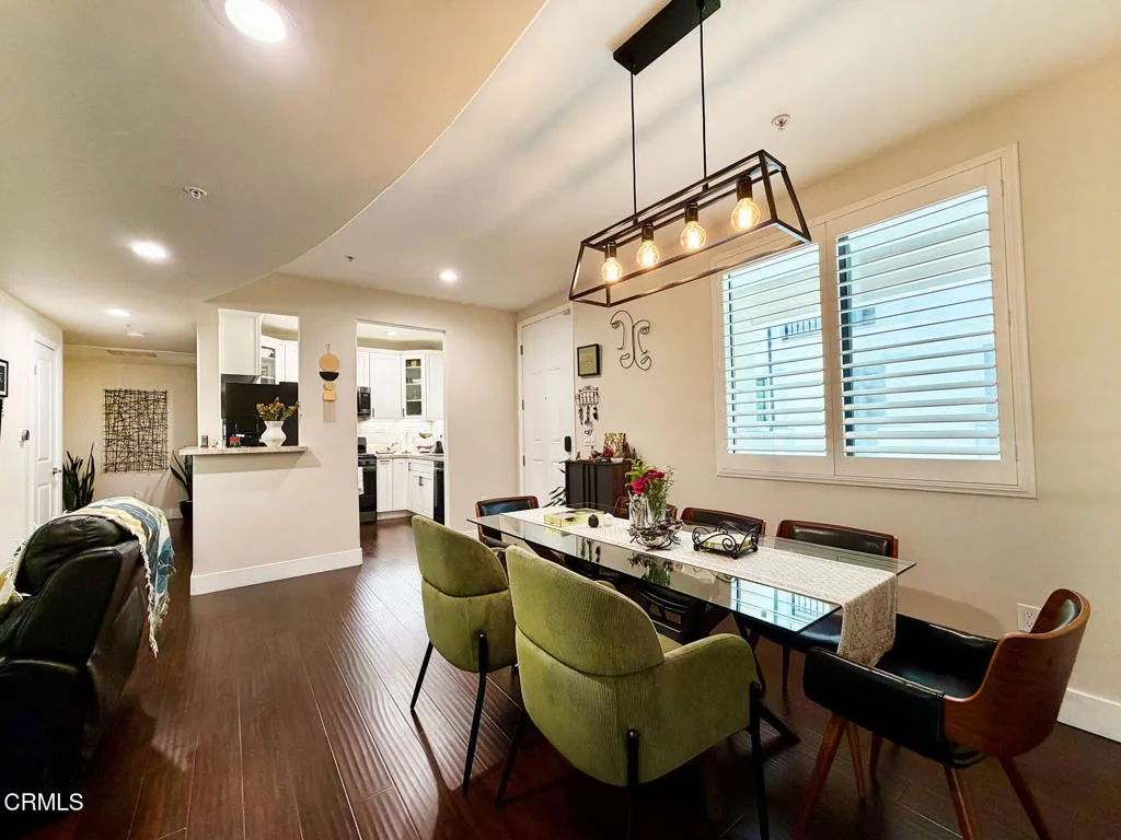4724 Kester Avenue Unit 109, Los Angeles, CA 91403 - Photo 5 of 43, Los Angeles, CA