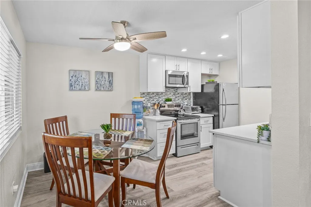 https://cdn.realtyfeed.com/cdn/127/306751499/62b2acc4115d2282328daeb12cb69682.webp
