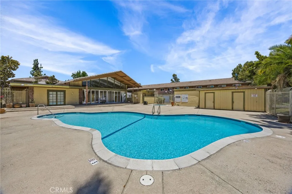 https://cdn.realtyfeed.com/cdn/127/306751499/90c2e54ee6ed532c227e1dff767a3494.webp