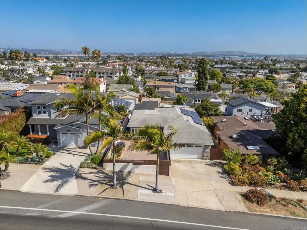 https://cdn.realtyfeed.com/cdn/127/306751571/1f35a5858d1278827af9807e10bbbdb4.webp