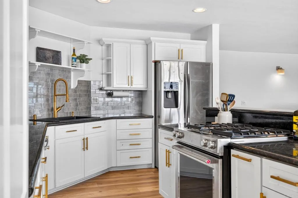 https://cdn.realtyfeed.com/cdn/127/306751571/2cf97b06e3c875a7c07959c764e3e9ab.webp