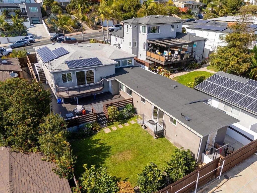 https://cdn.realtyfeed.com/cdn/127/306751571/4c34e154fa51d894493f558de3423acd.webp