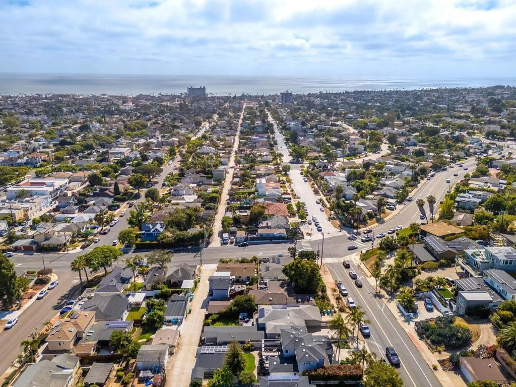 https://cdn.realtyfeed.com/cdn/127/306751571/7a216e715fedb644be8b371ab48c3605.webp