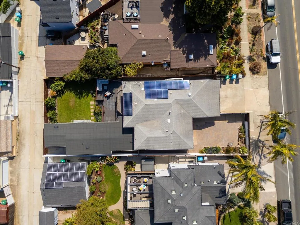https://cdn.realtyfeed.com/cdn/127/306751571/c132820346835e8375f2d36343cf3359.webp