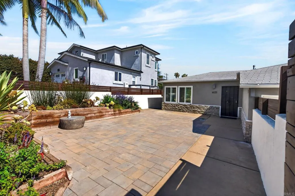 https://cdn.realtyfeed.com/cdn/127/306751571/db743de389110c8eab3ffc7b3f9b6118.webp