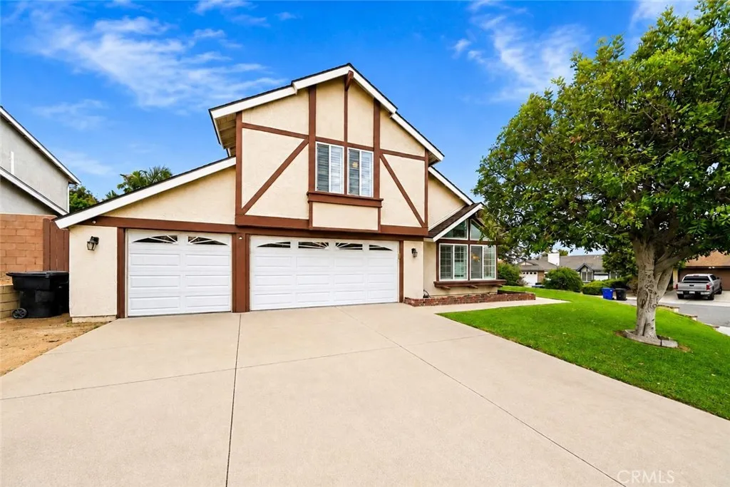 8450 Tamarind, Jurupa Valley, CA 92509 - Main photo, Jurupa Valley, CA