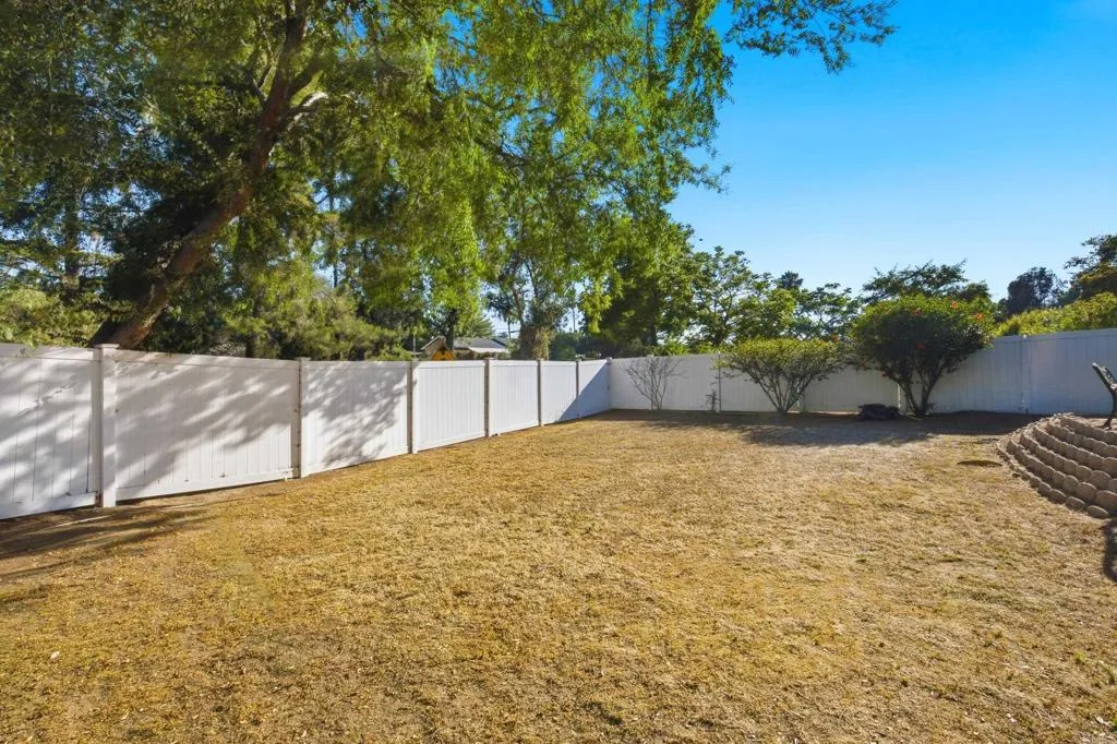 https://cdn.realtyfeed.com/cdn/127/306751626/582af51b99c2f9beb36bf15cfc5e8ac7.webp