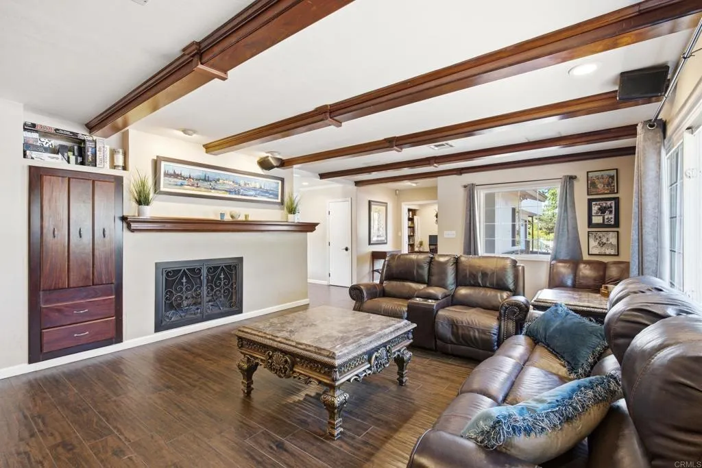 https://cdn.realtyfeed.com/cdn/127/306751626/c3a2c8515c0c488ea9580d4729673a43.webp