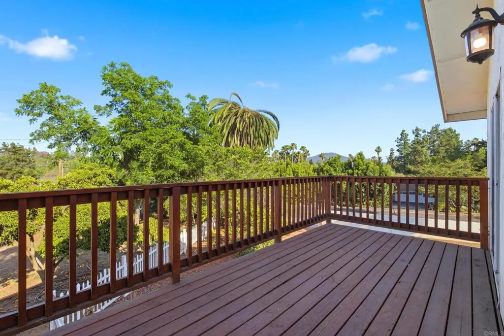 https://cdn.realtyfeed.com/cdn/127/306751626/fb7f8cb08856ac6ef9d1c7b60dc0ce3f.webp