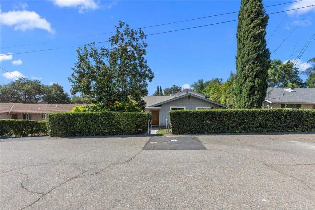 441 Condado Way, Escondido, CA 92025 - Photo 4 of 93, Escondido, CA