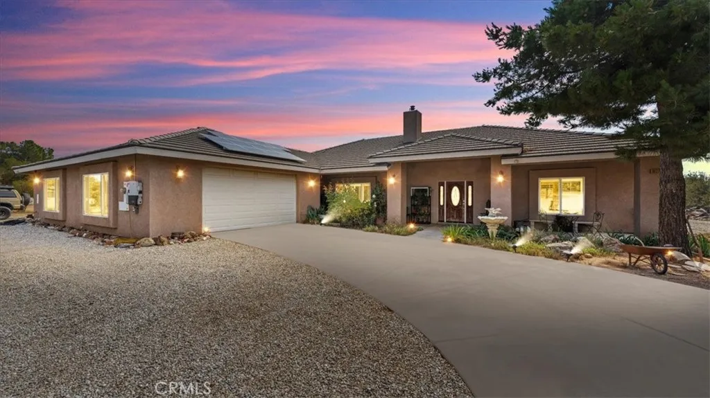 10271 Clover, Hesperia, CA 92344 - Main photo, Hesperia, CA