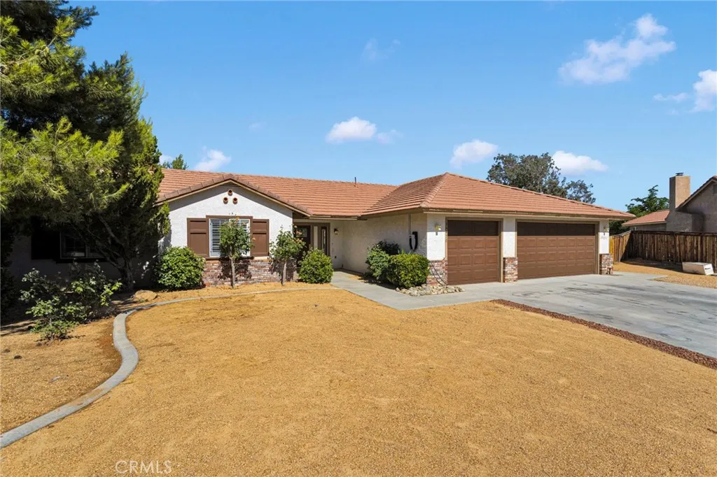 16470 Pauhaska, Apple Valley, CA 92307 - Photo 3 of 63, Apple Valley, CA