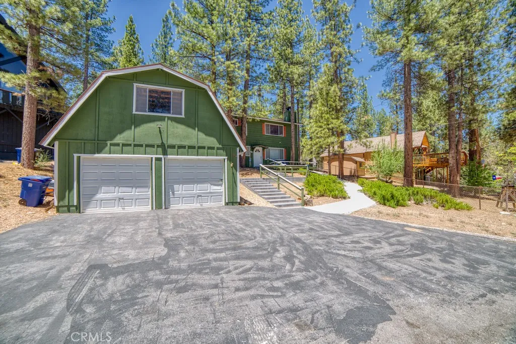 489 Hillen Dale, Big Bear City, CA 92314 - Photo 2 of 34, Big Bear City, CA