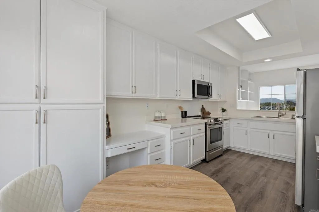 https://cdn.realtyfeed.com/cdn/127/306751728/04709bdc7516544a7227565198cd6965.webp