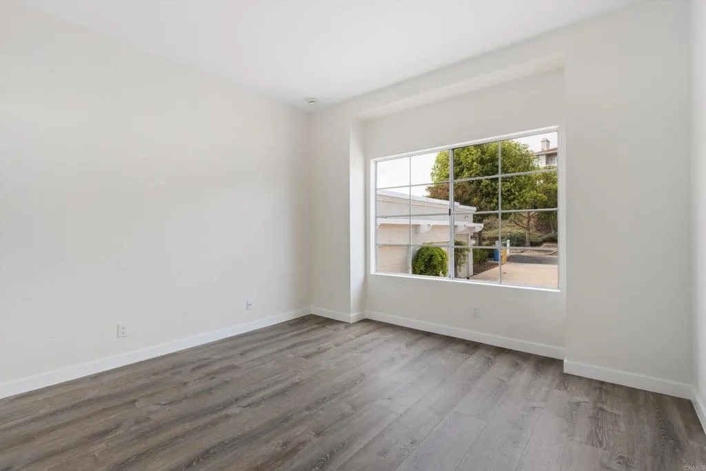 https://cdn.realtyfeed.com/cdn/127/306751728/5a67bdd82e4958260ffb28c1585318ba.webp