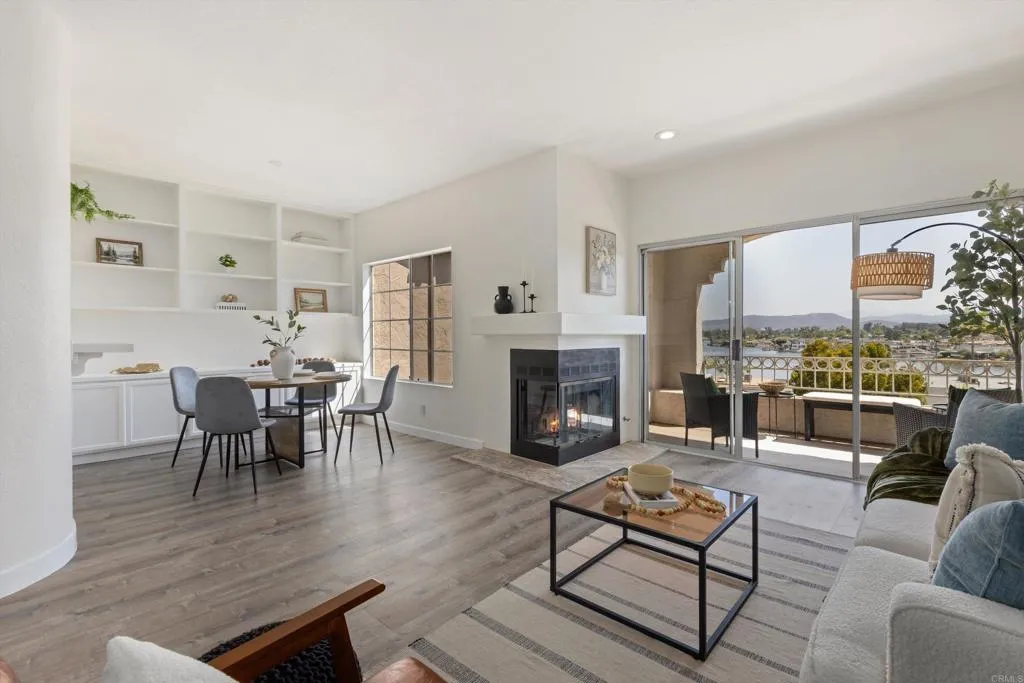 https://cdn.realtyfeed.com/cdn/127/306751728/998c02d88327baede5d05834f05bb936.webp