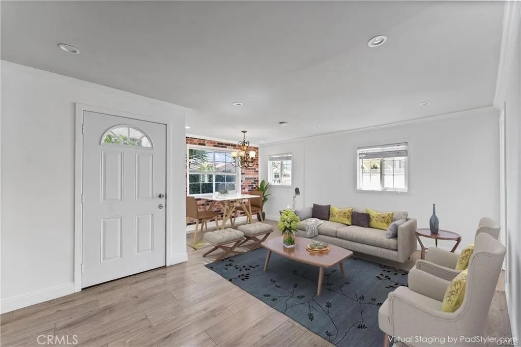 10031 San Antonio, South Gate, CA 90280 - Photo 5 of 12, South Gate, CA
