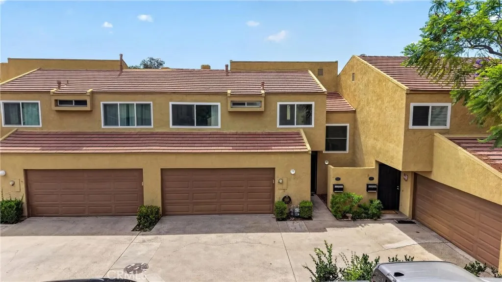 4783 Logana, Yorba Linda, CA 92886 - Photo 2 of 34, Yorba Linda, CA