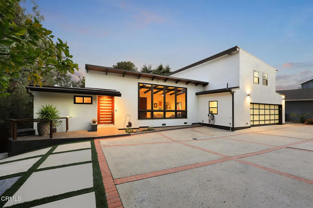 4528 El Camino Corto, La Canada Flintridge, CA 91011 - Main photo, La Canada Flintridge, CA