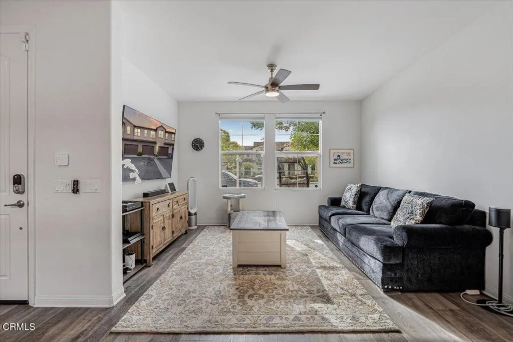 3027 N Oxnard Boulevard, Oxnard, CA 93036 - Photo 4 of 44, Oxnard, CA