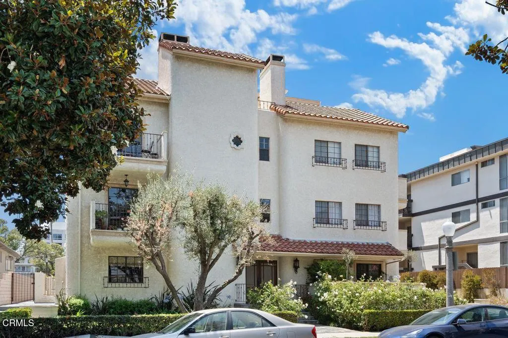 227 S Madison Avenue Unit 304, Pasadena, CA 91101 - Photo 3 of 40, Pasadena, CA