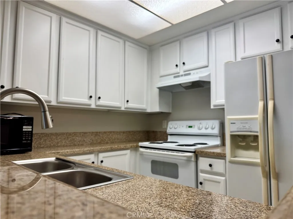 Photo #10: SW26137811 Listing: Photo #10