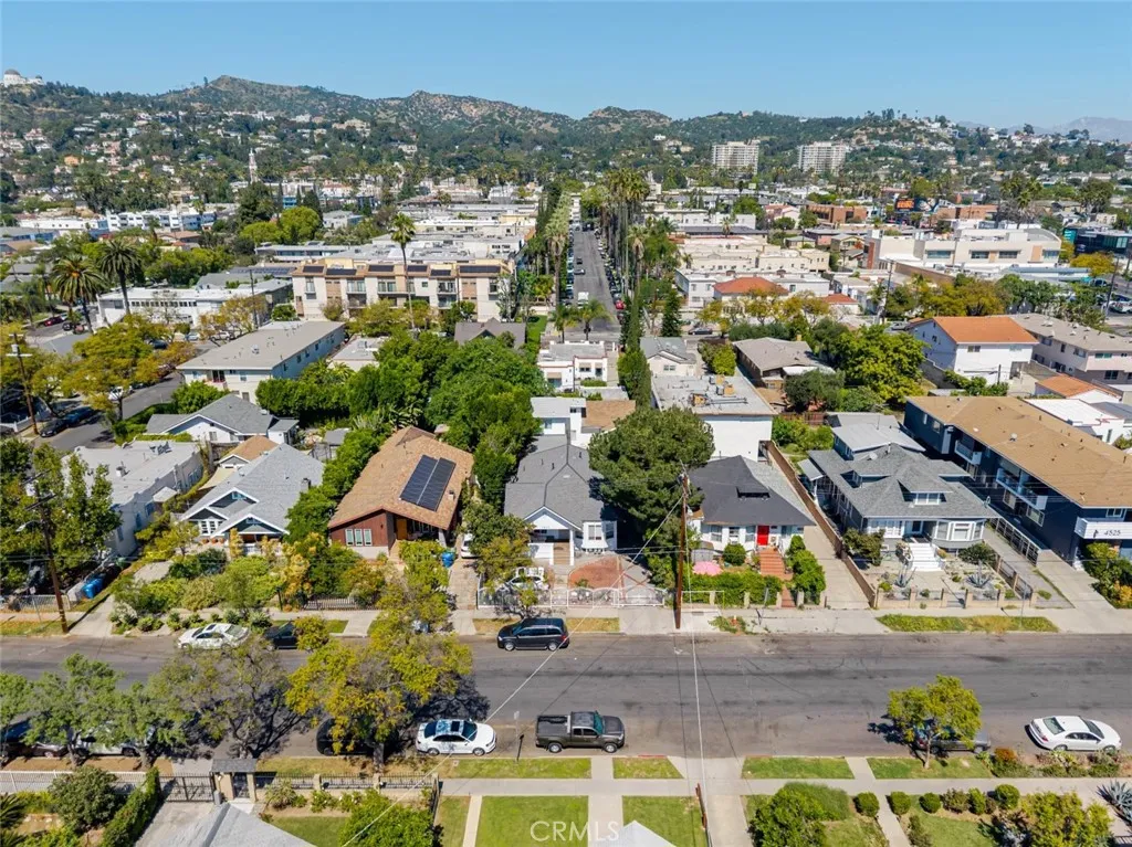 4541 Russell Avenue, Los Angeles, CA 90027 - Photo 3 of 14, Los Angeles, CA