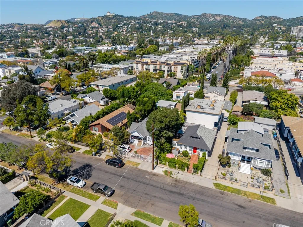 4541 Russell Avenue, Los Angeles, CA 90027 - Photo 4 of 14, Los Angeles, CA