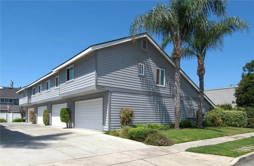 1042 Walnut Street Unit D, Tustin, CA 92780 - Main photo, Tustin, CA