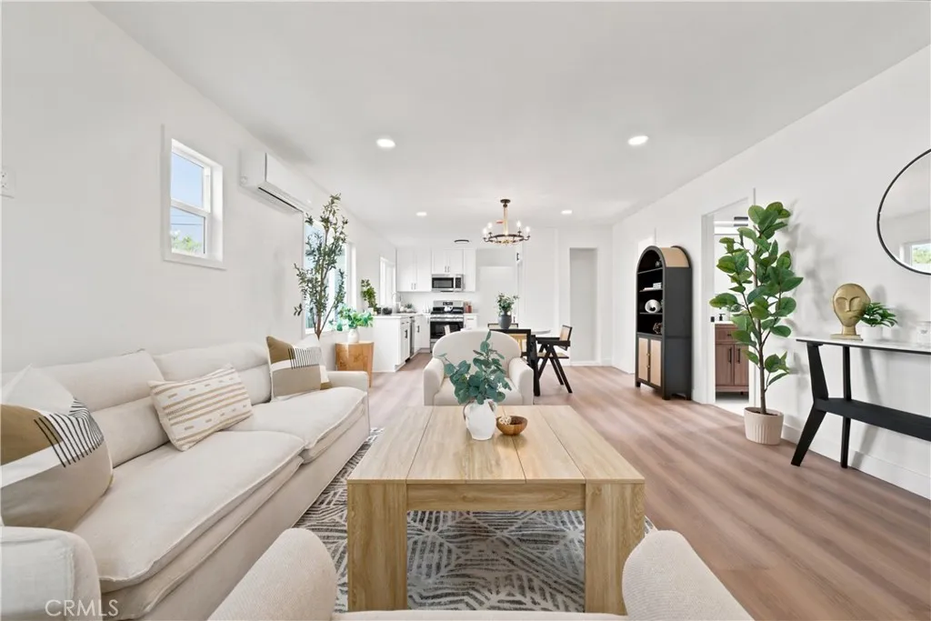 2833 Hill Street, Huntington Park, CA 90255 - Photo 3 of 58, Huntington Park, CA