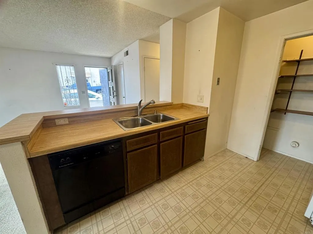 Photo #12: PTP2604816 Listing: Photo #12