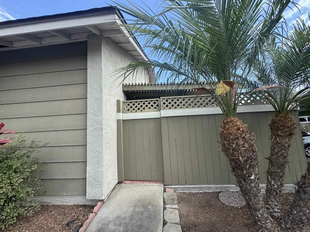 6855 Bear River Row Unit 2, San Diego, CA 92139 - Photo 3 of 22, San Diego, CA