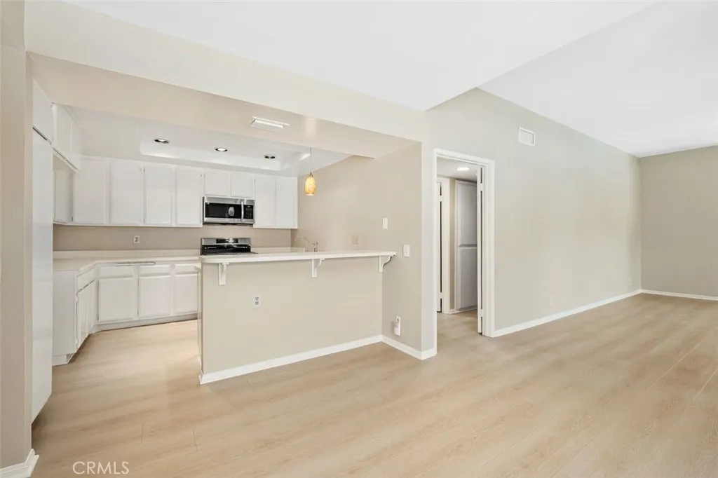1 Woodleaf, Irvine, CA 92614 - Photo 5 of 55, Irvine, CA